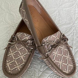 NWT Lauren Ralph Lauren Loafers Briley II Monogram 6.5B